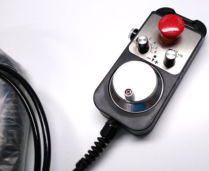 MPG-5AHAND Pendant with 15 pin connector